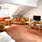 Rebgarten Schulgasse 3*