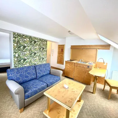 Rebgarten Schulgasse 3*