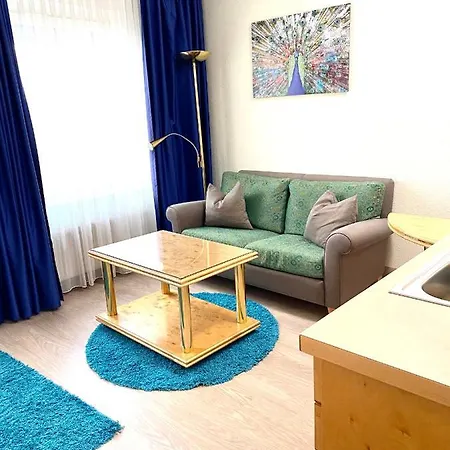 Rebgarten Schulgasse 호텔 3*