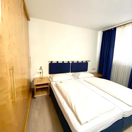 Rebgarten Schulgasse 3*