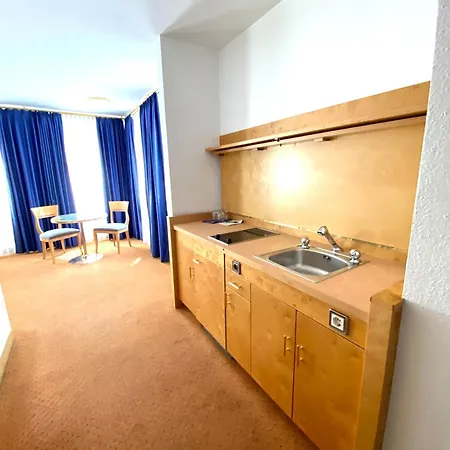 Rebgarten Schulgasse 호텔 3*