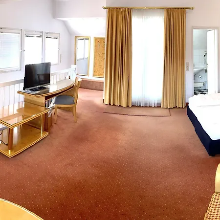 Rebgarten Schulgasse 호텔