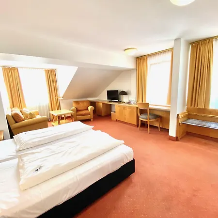 호텔 Rebgarten Schulgasse 3*