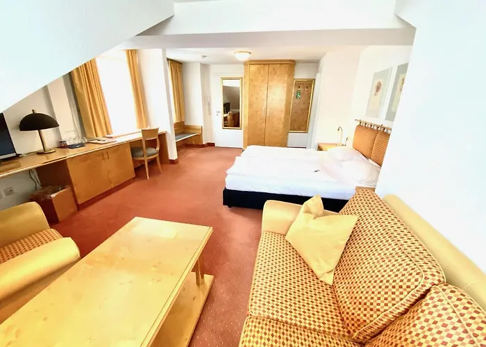 ホテル Rebgarten Schulgasse ラーベンスブルク